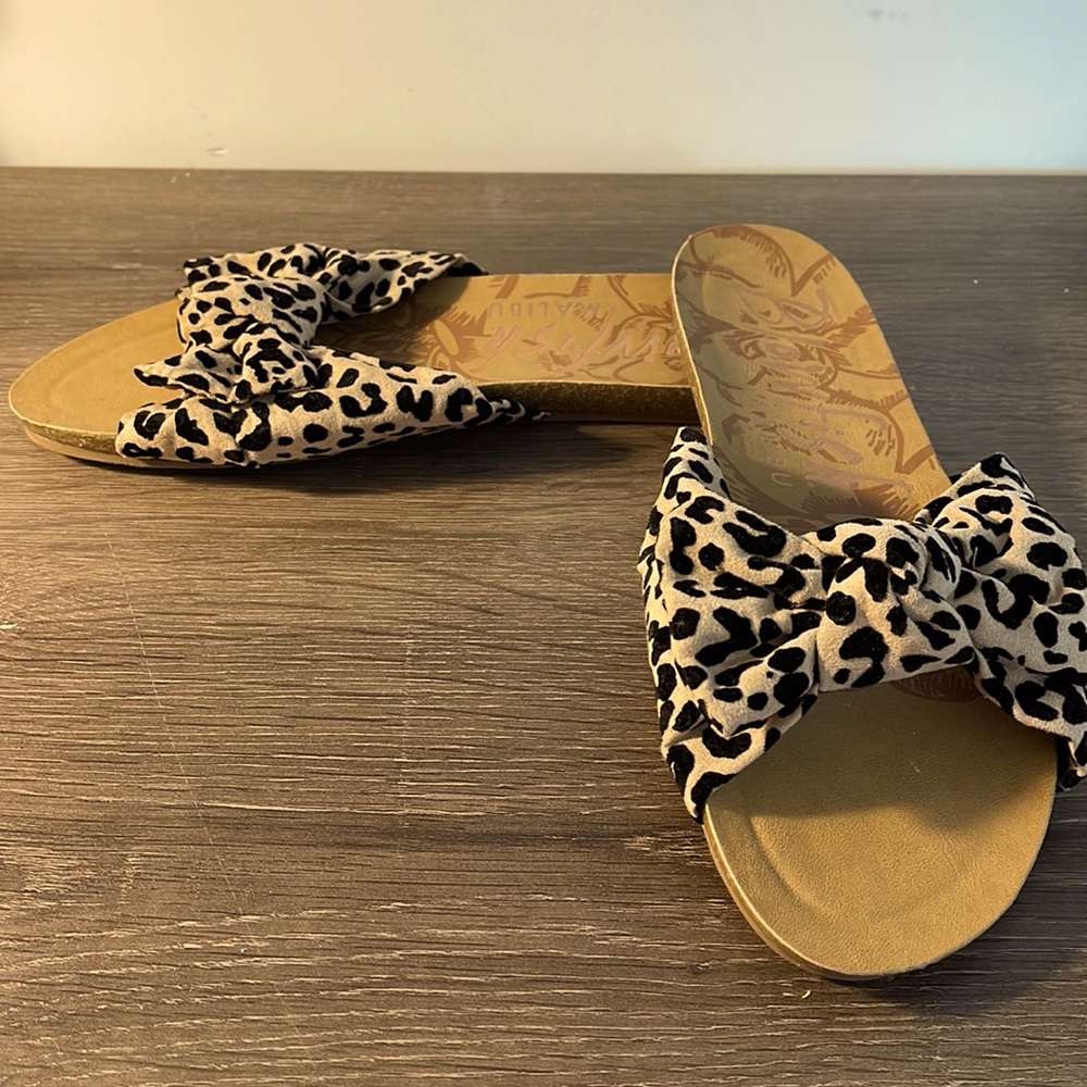 Blowfish Leopard Flats sz 10